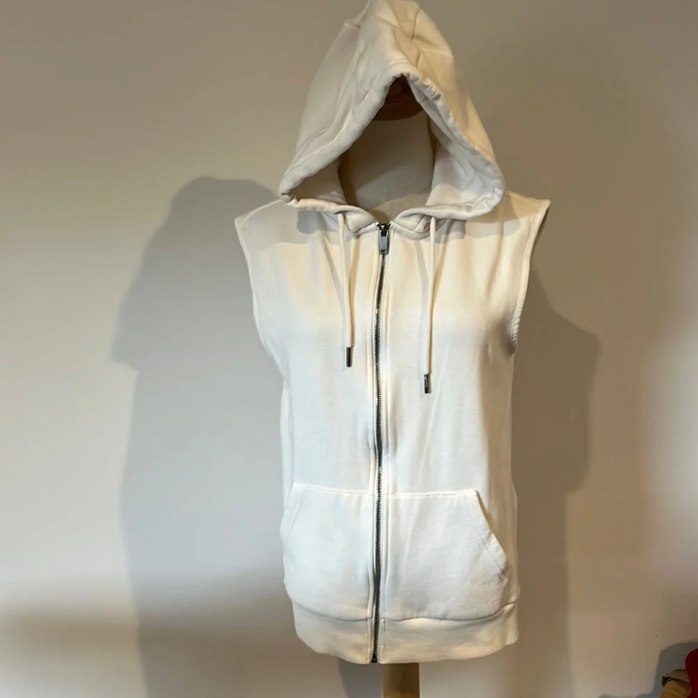Yd. Cream hooded sloppy Joe vest - Picture 1 of 8